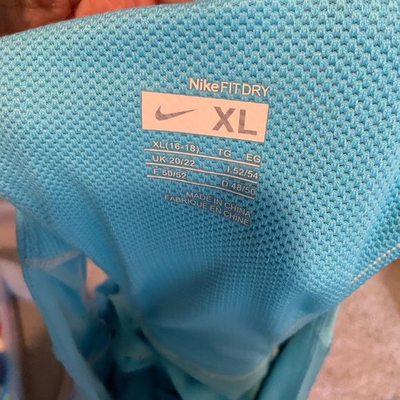Nike dry fit extra large tank top great condition - Picture 5 of 5